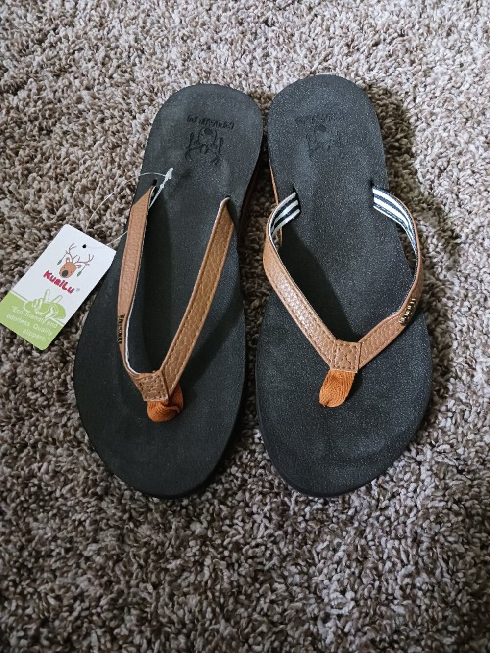 NWT KuaiLu Women's flip flops 8